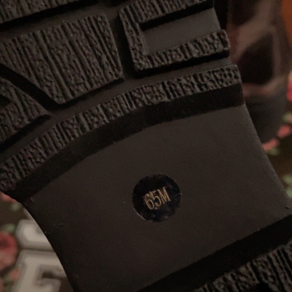 🤘JEFFREY CAMPBELL UNIVERSAL CHELSEA BOOTS - Picture 7 of 9